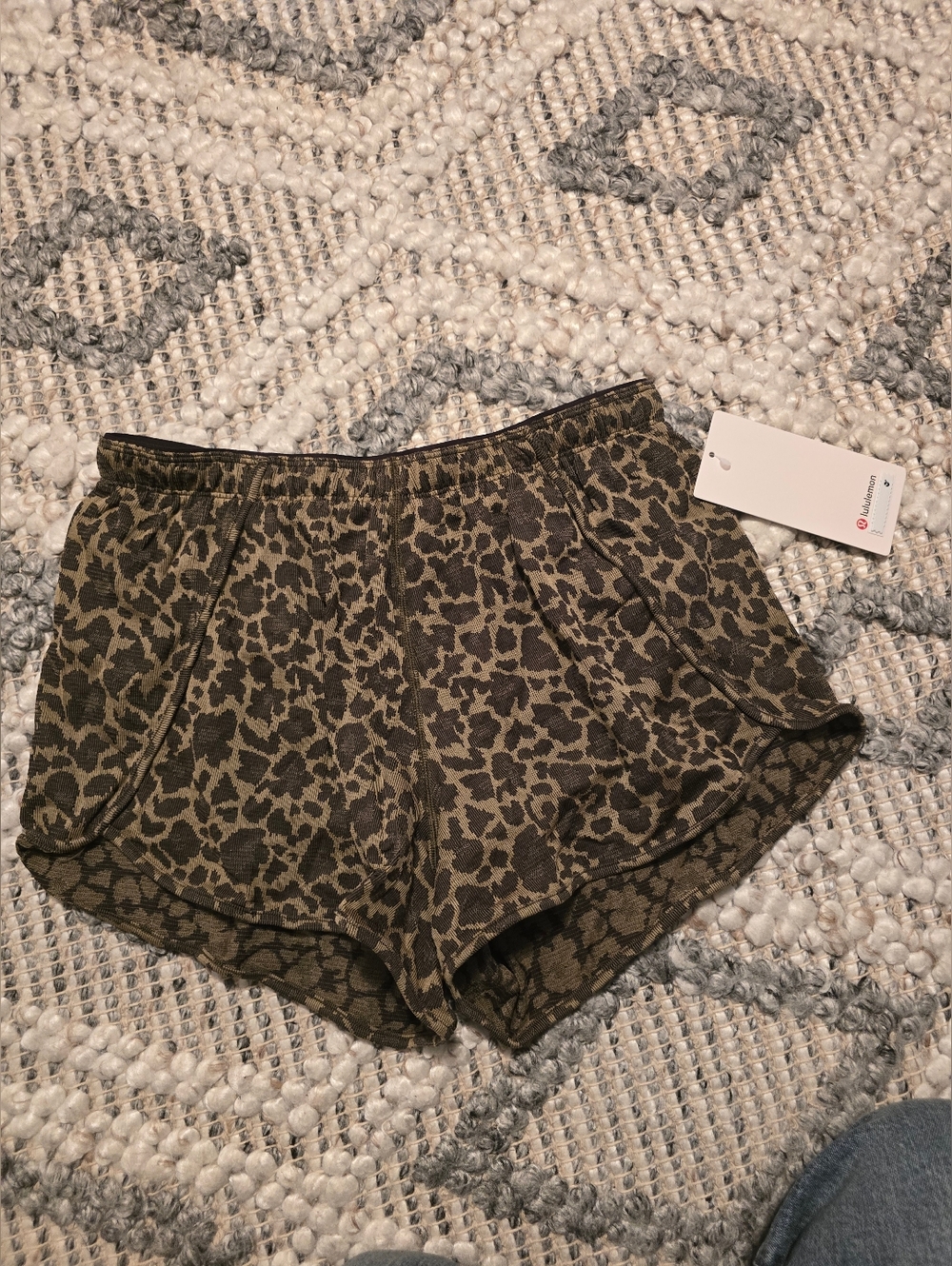 Lululemon Swiftly Mid-Rise Leopard Shorts